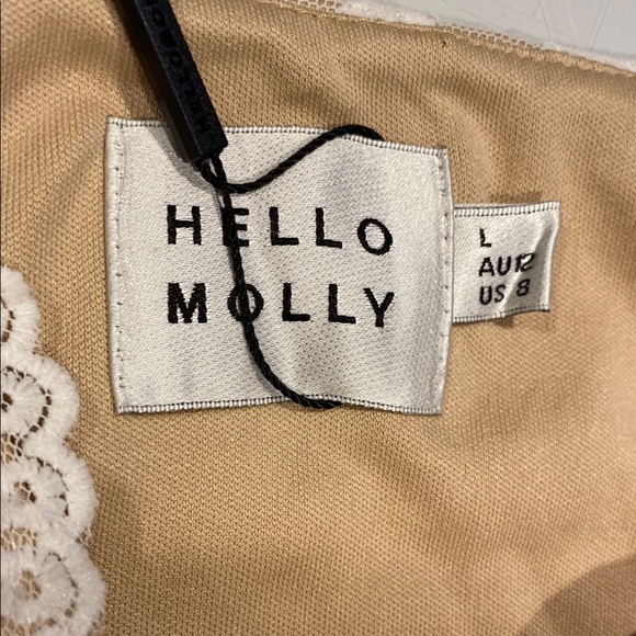 Hello Molly Lace Bodysuit - Picture 2 of 9